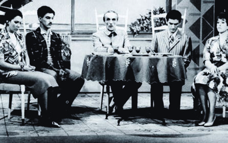 Eduardo con Mario Scarpetta e Nello Mascia in Gli esami non finiscono mai Eduardo con Mario Scarpetta e Nello Mascia in Gli esami non finiscono mai